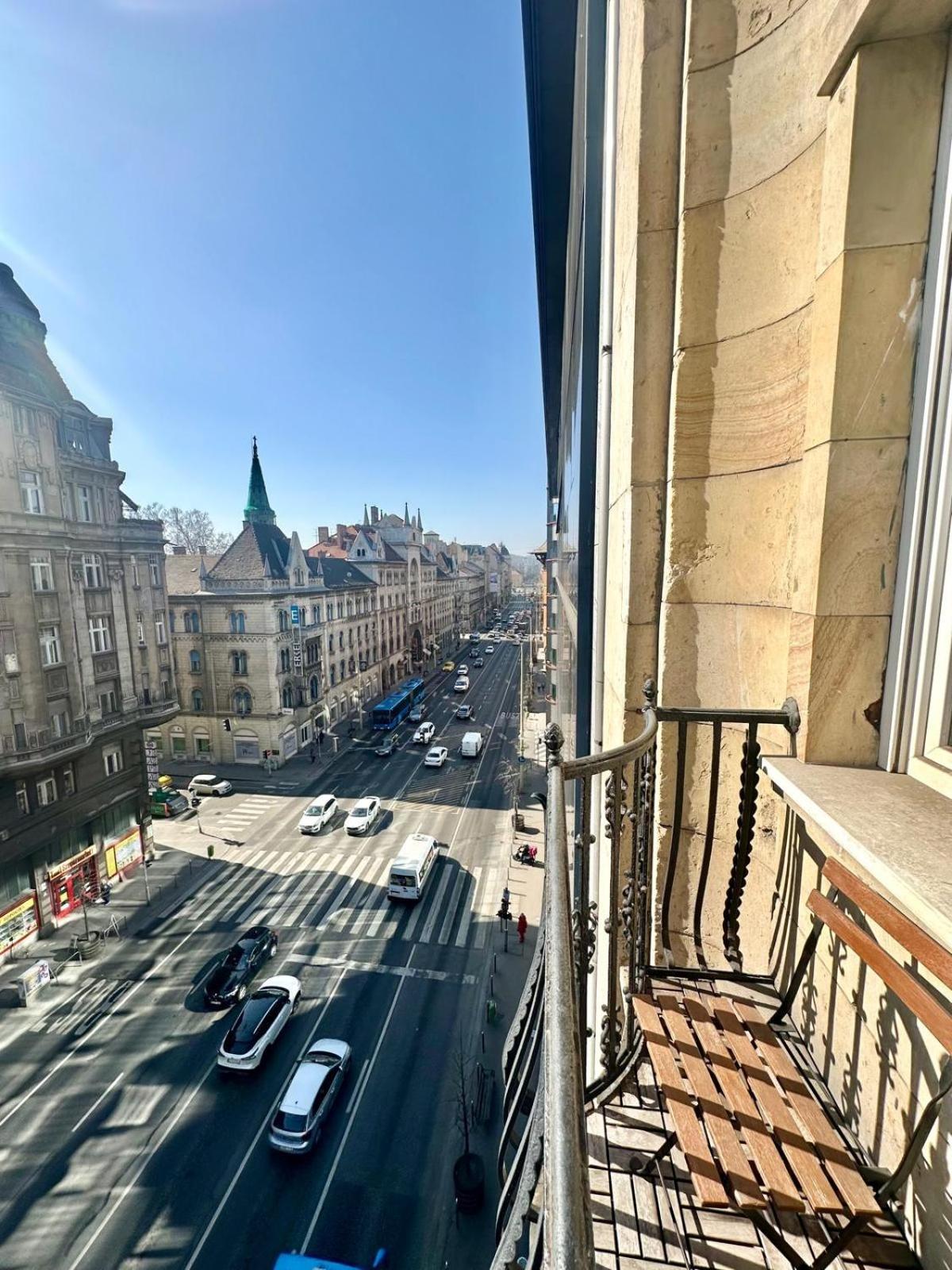 Home R474 #Freeparking Budapest Eksteriør billede